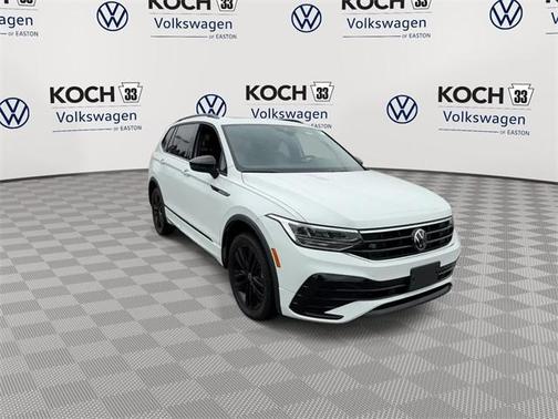 2022 Volkswagen Tiguan 2.0T SE R-Line Black