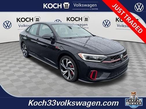 Deep Black Pearl Effect 2022 Volkswagen Jetta GLI 2.0T Autobahn
