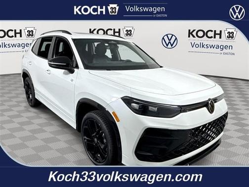 2025 Volkswagen Tiguan 2.0T SE R-Line Black