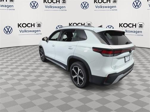 2025 Volkswagen Tiguan 2.0T SE