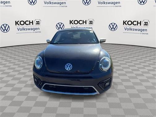 2016 Volkswagen Beetle 1.8T Dune