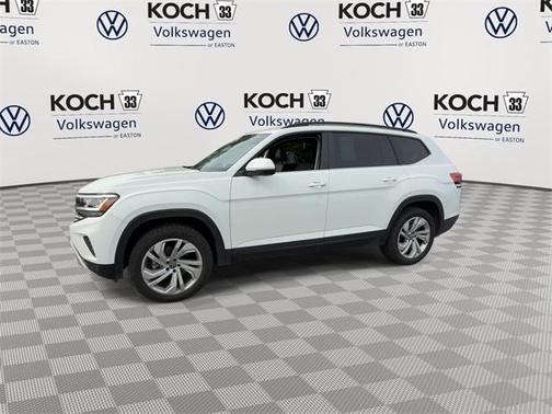 2022 Volkswagen Atlas 3.6L SE w/Technology