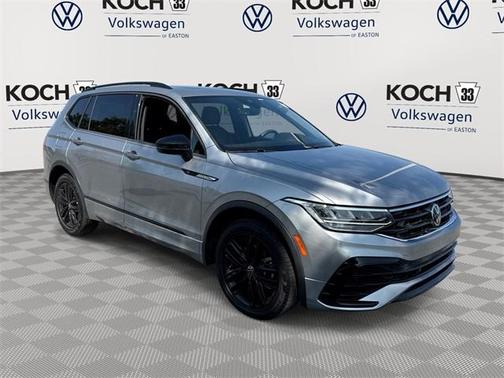 2022 Volkswagen Tiguan 2.0T SE R-Line Black