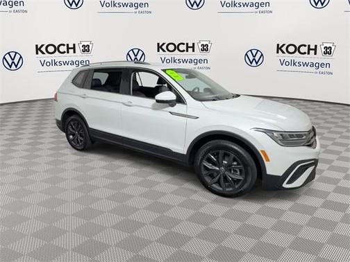 2023 Volkswagen Tiguan 2.0T SE