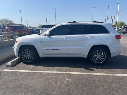 2018 Jeep Grand Cherokee Summit