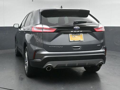 Carbonized Gray Metallic 2024 Ford Edge Titanium