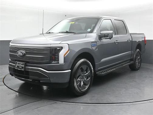 2024 Ford F-150 Lightning LARIAT