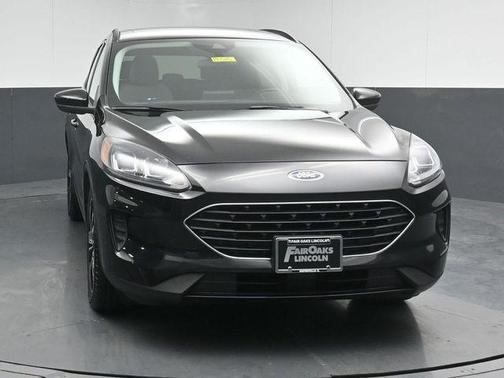 Agate Black Metallic 2021 Ford Escape SE