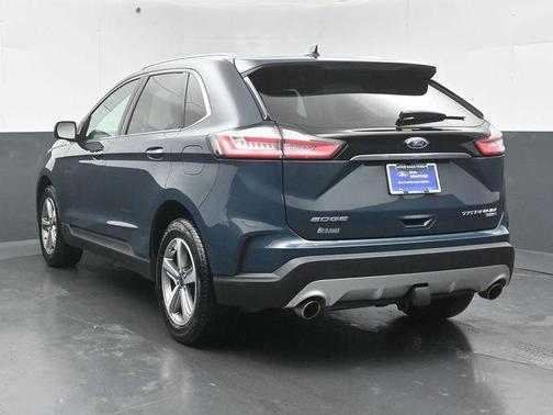 Baltic Sea Green Metallic 2019 Ford Edge Titanium