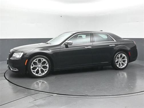2018 Chrysler 300 C