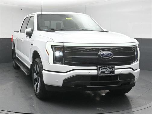 2023 Ford F-150 Lightning Platinum