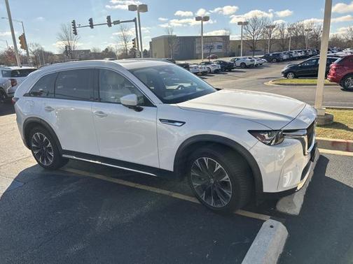 2024 Mazda CX-90 PHEV Premium Plus