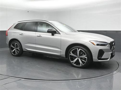 2022 Volvo XC60 Recharge Plug-In Hybrid T8 R-Design