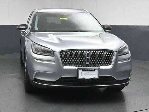 Silver Radiance Metallic Clearcoat 2022 Lincoln Corsair Reserve
