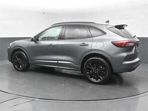 2024 Ford Escape ST-Line Elite