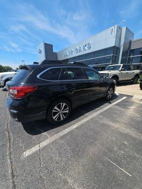 Crystal Black Silica 2019 Subaru Outback 2.5i Limited