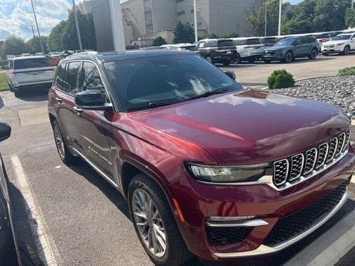 2022 Jeep Grand Cherokee Summit