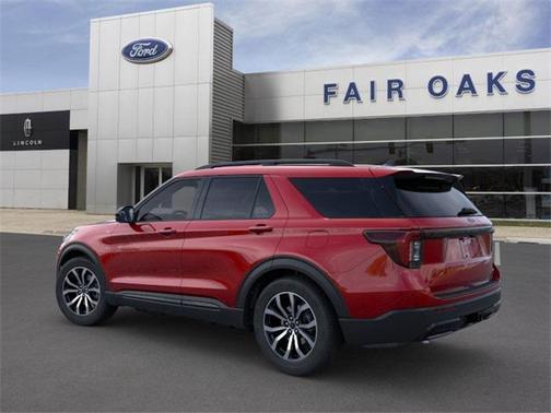 2025 Ford Explorer ST-Line