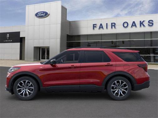 2025 Ford Explorer ST-Line