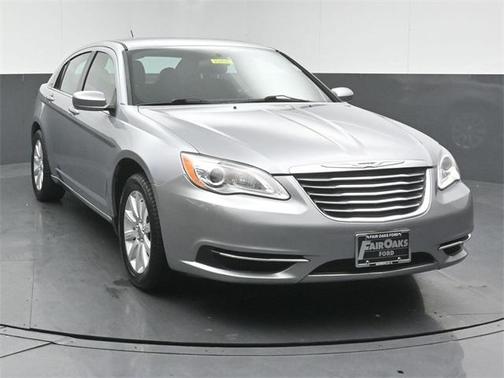 2014 Chrysler 200 Touring