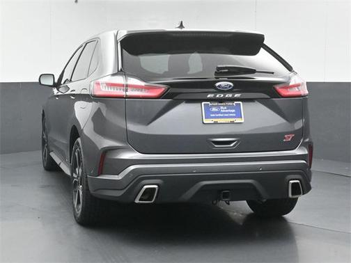 2022 Ford Edge ST