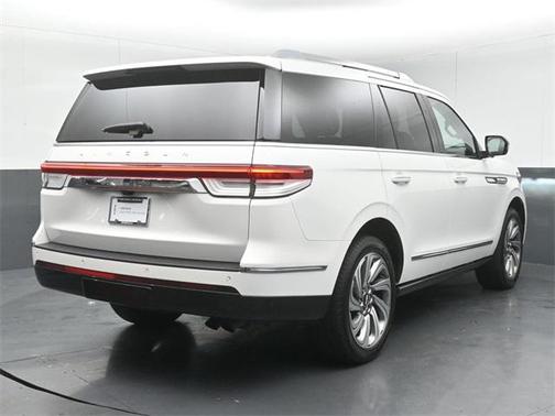 2023 Lincoln Navigator Reserve