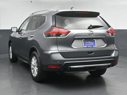 Gun Metallic 2020 Nissan Rogue SV