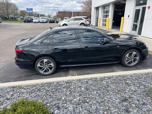 2021 Audi A4 45 S line Premium Plus