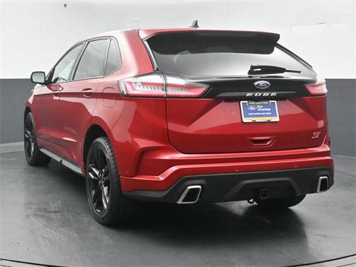 2022 Ford Edge ST