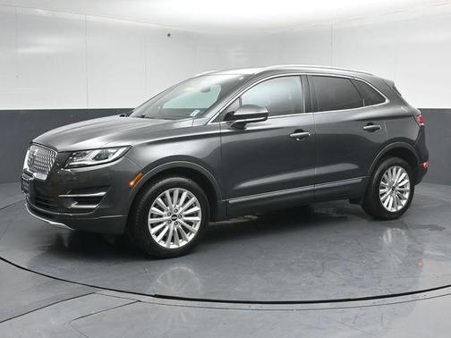 Magnetic Gray Metallic 2019 Lincoln MKC Standard