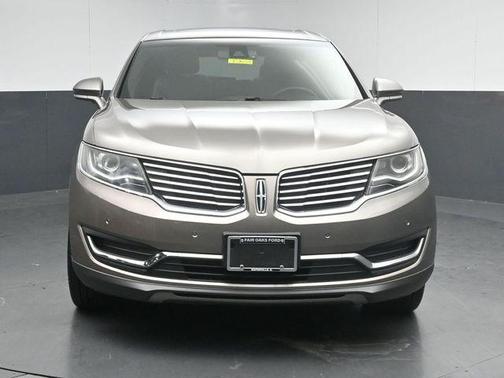 Luxe Metallic 2017 Lincoln MKX Reserve