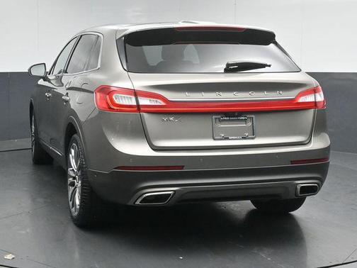 Luxe Metallic 2017 Lincoln MKX Reserve