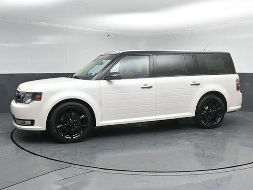 White Platinum 2018 Ford Flex SEL