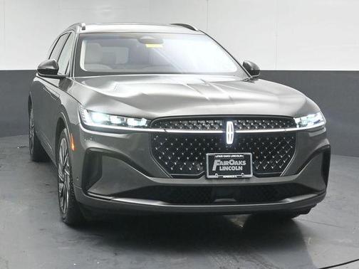 2024 Lincoln Nautilus Black Label