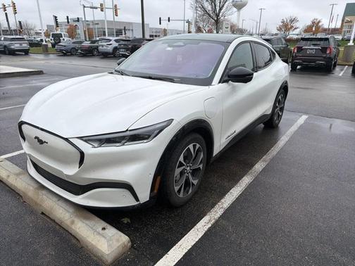 2022 Ford Mustang Mach-E Premium