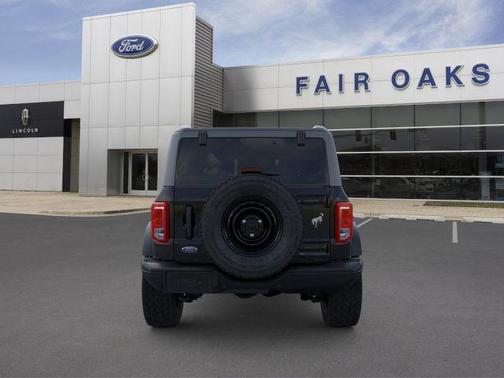 Shadow Black 2026 Ford Bronco Big Bend