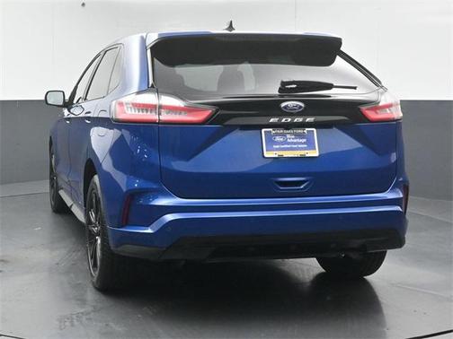 2022 Ford Edge ST Line