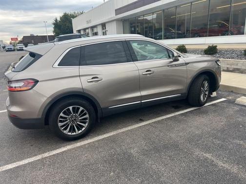 2020 Lincoln Nautilus Standard