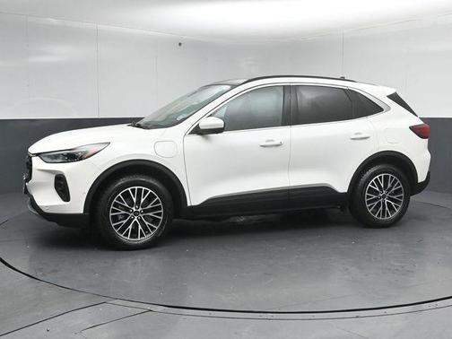 2024 Ford Escape PHEV SE
