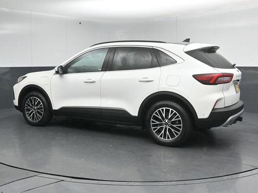 2024 Ford Escape PHEV SE