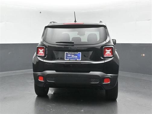 2017 Jeep Renegade Altitude