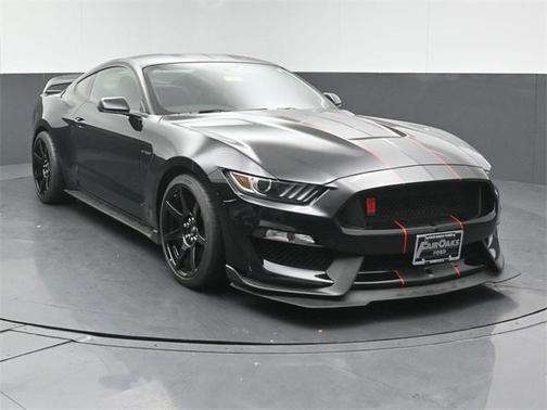 2017 Ford Shelby GT350 Base