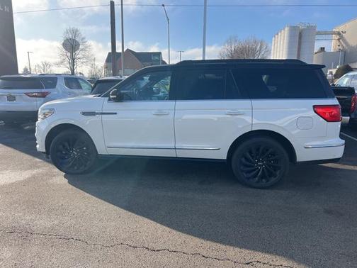 2021 Lincoln Navigator Black Label