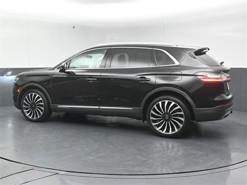 2022 Lincoln Nautilus Black Label