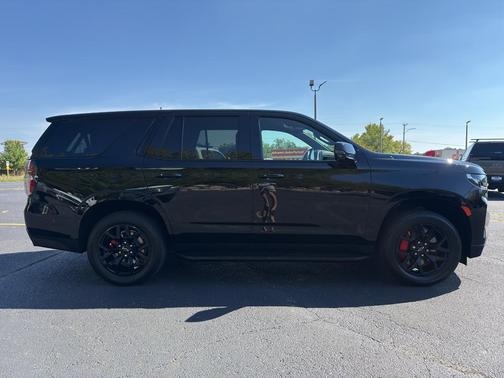 2024 Chevrolet Tahoe 4WD RST