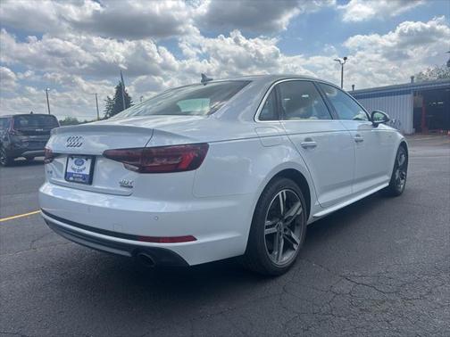 2018 Audi A4 2.0T Premium Plus
