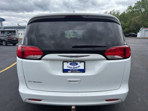 2020 Chrysler Voyager LXI