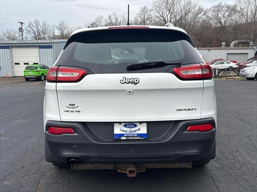 2015 Jeep Cherokee Sport