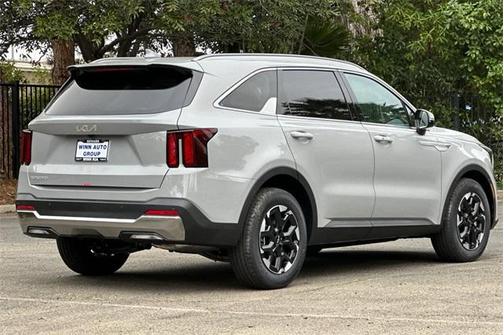 2025 Kia Sorento S