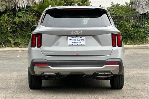 2025 Kia Sorento S